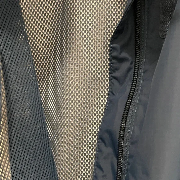 The North Face Blue Outdoor Jacket. - Picture 9 of 12
